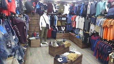 Photos of Centre Comerciale