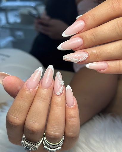 Mickey Nails Ursynów