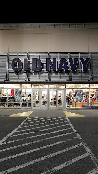 Old Navy - with Curbside Pickup