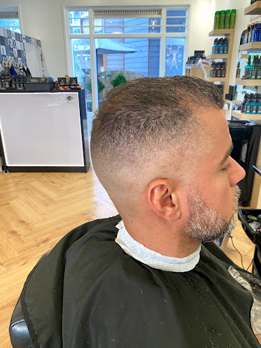 Barbero Amira Star openingstijden