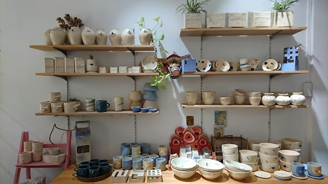 Hey Camel Ceramics