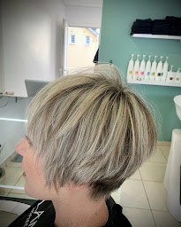 Photo n°19 de La Pause Coiffée à LA (Salon de coiffure)