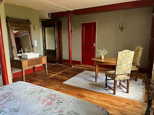 Photo n°23 de Moulin de Maupoy Chambre D'Hôtes et Gîtes à Saint-Symphorien-de-Marmagne (Chambre d'hôtes)