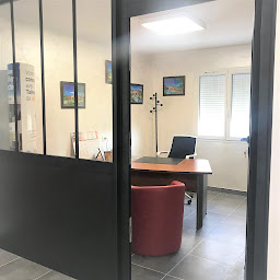 Photo n°3 de logela EYGUIERES à Eyguières (Agence immobilière)