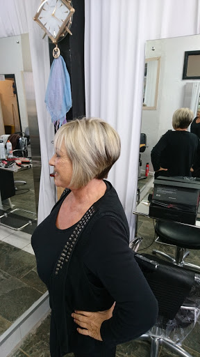 L'Etoile hairdressing Gallery - United Kingdom
