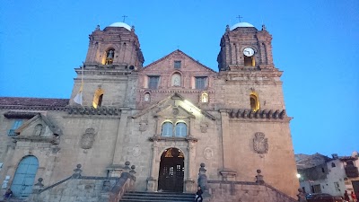 Photos of Iglesia Bas&igrave;lica Nuestra Se&ntilde;ora de Mongu&igrave;