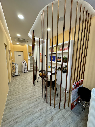 Reneu Skin & Wellness Bukit Timah - Thumbnail