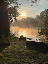 Photo n°5 de Lac du Jardin à Écriennes (Club de pêche)