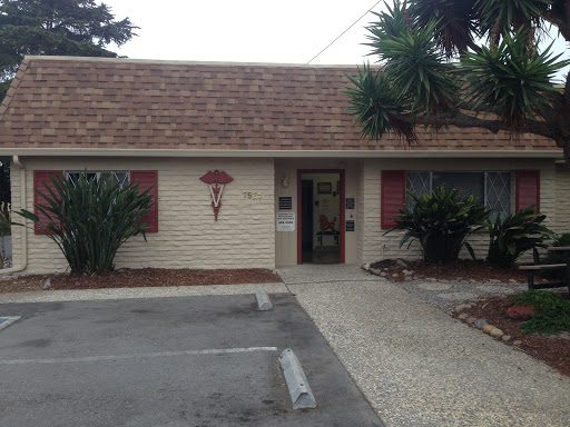 Del Mar Pet Hospital - Thumbnail