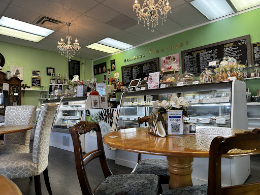Macarons and Goodies French Bakery - Edmonton - Thumbnail