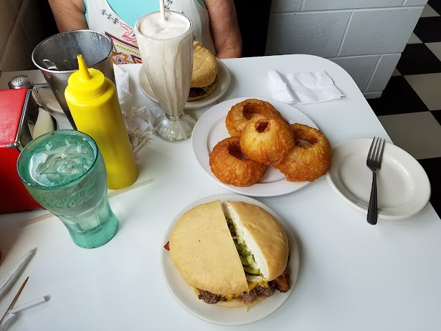 Red Knapp's Dairy Bar