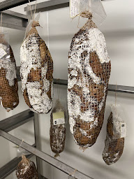 Photo n°12 de Boucherie Charcuterie Traiteur AUFRADET / AUJARD à Nemours (Boucherie-charcuterie)