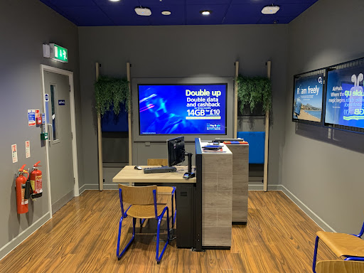 O2 Shop Redditch Gallery - United Kingdom