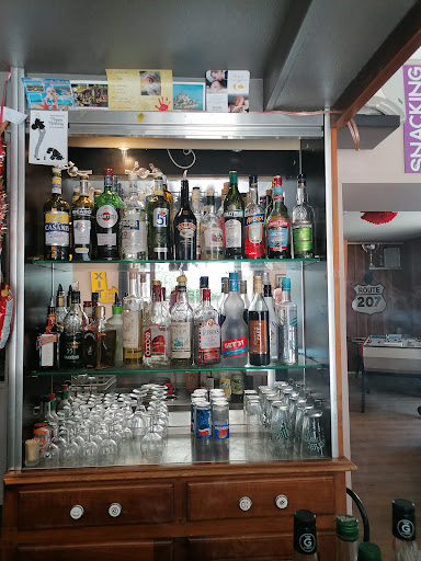 Cafe Des Ormes - Visual