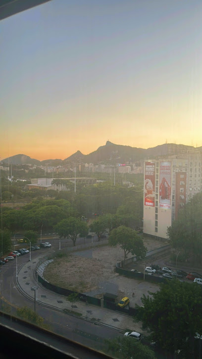 Santana e Melo Advogados