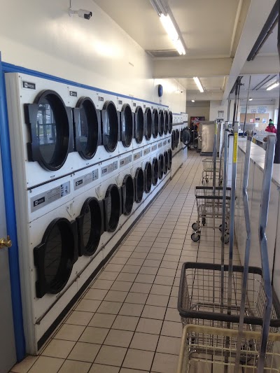 Elm St. Laundromat