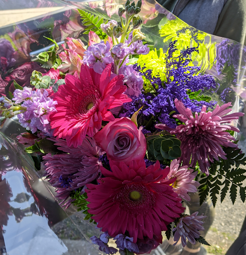 East Meadow Florist - Thumbnail