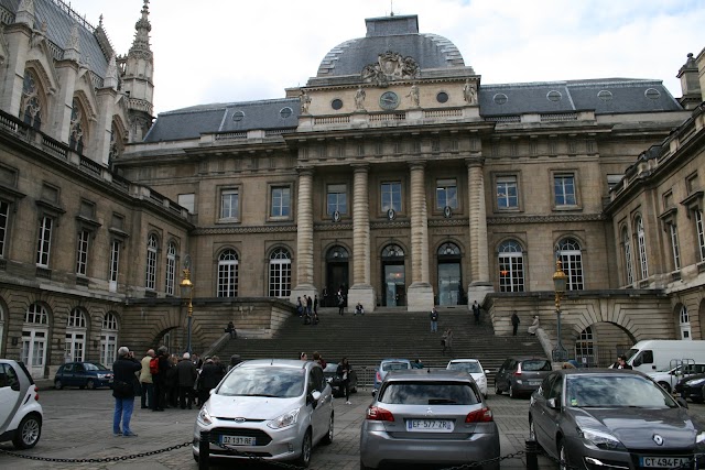 Tribunal de Grande Instance