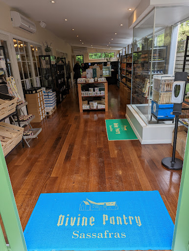 Devine Pantry - Visual