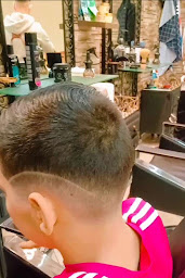 Photo n°25 de Infinity barber shop Paris à Valenciennes (Salon de coiffure)