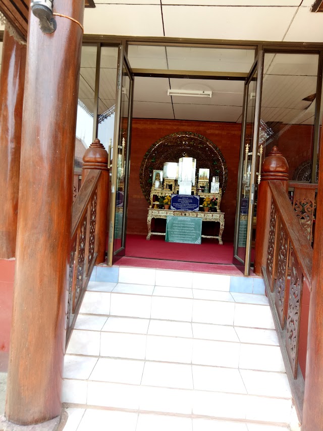 Famous Pai Circus Hostel