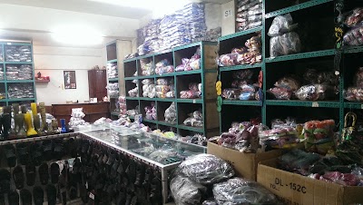 Photos of Makmur Sandal Store