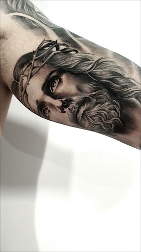 Avaliações sobre Nenno Cunha Tattoo Studio em Curitiba - Estúdio de tatuagem