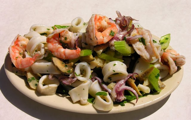 Umbertos Clam House