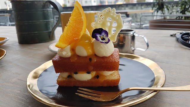 Woolfy's Cafe