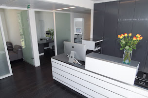 Photo n°1 de Dr. Jean-Christophe Paris à Aix-en-Provence (Dentiste)