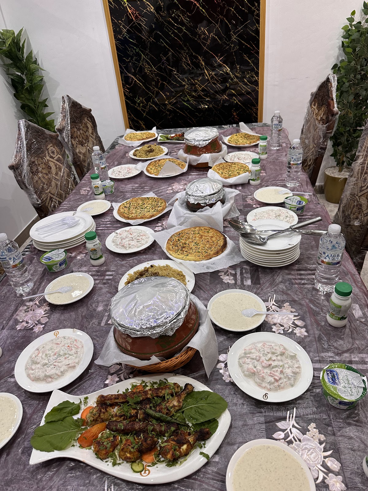 Zaiqa Tul Bukhari Dil Pasand Pakistani Restaurant Navaria مطعم ذائقۃ البخاری دل پسند پاکستانی ہوٹل - صورة 3