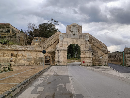 Spanish Gate - Visual