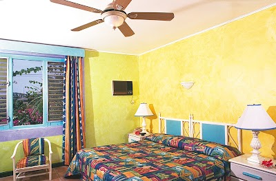 Photos of Doctors Cave Beach Hotel