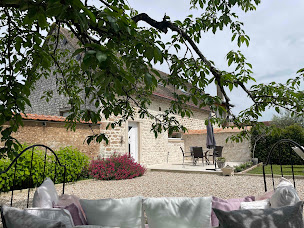 Photo n°4 de L'Histoire d'une Hirondelle à Bouafles (Office de tourisme)