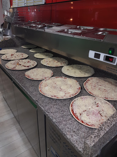 Photo 1 - Pizza Lola