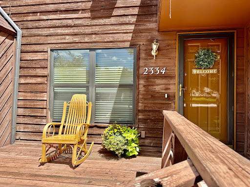 Larissa Hazelwood, Realtor® ~ Hazelwood for Homes @ Realty One Group Apex - Thumbnail