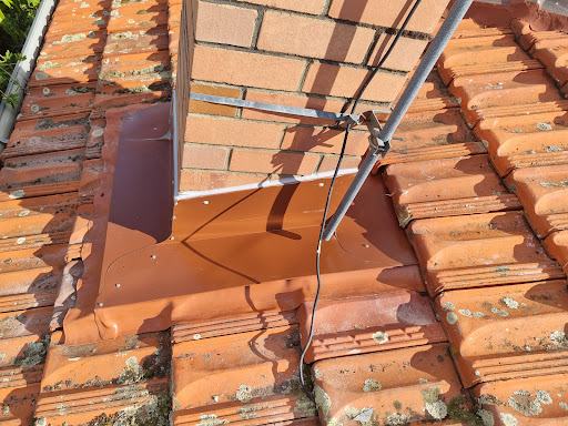 Upon The Roof - Thumbnail