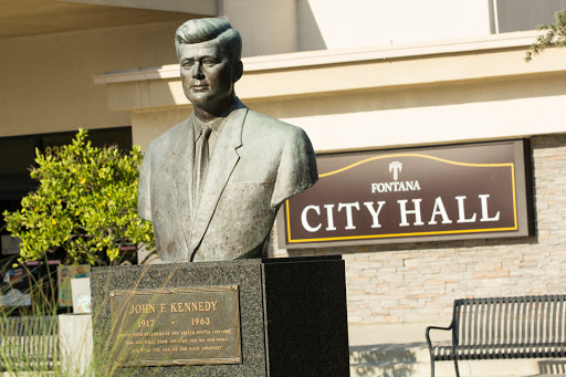 Fontana City Hall - Thumbnail