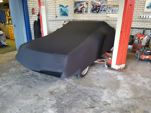 René Bloem Schade-auto's - Thumbnail