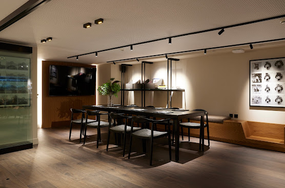 Teight Hotel by null