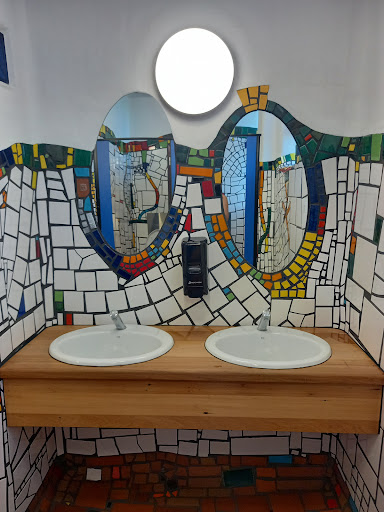 Aqua Restaurant and Bar (In the Hundertwasser Art Centre) - Thumbnail
