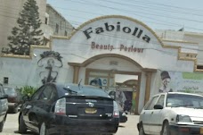 Fabiolla Beauty Parlour Salon karachi