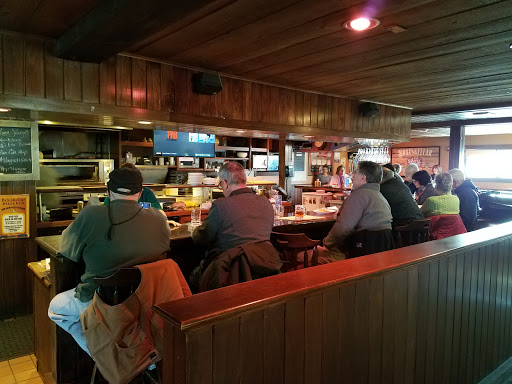 Bratskellar Pizza Pub Logo