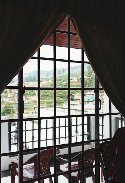 Photos of Treat ooo! White Palace