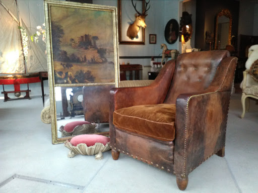 Pareglio & Ayres Antiques - Thumbnail