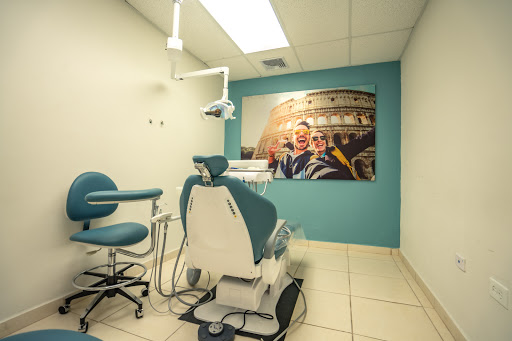 Excelencia Dental, PSC del Dr. Carlos A. Rigau Rosa