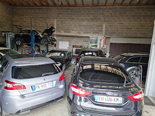 Photo n°11 de AGS Garage à Theizé (Atelier de mécanique automobile)