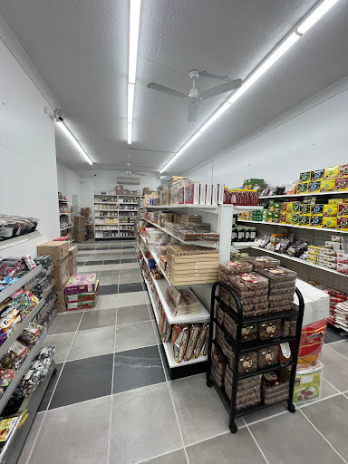 Mothers grocery