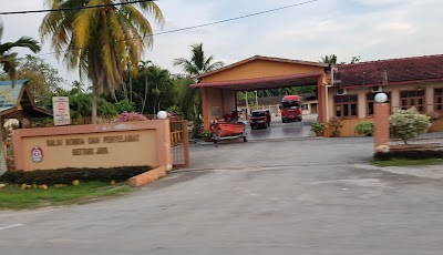 photo of Batu Arang Fire and Rescue Station