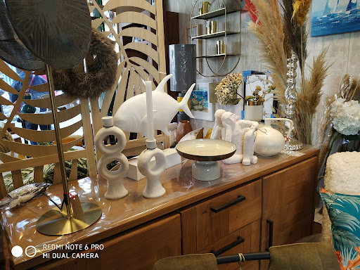 L'Atelier des Tendances - Concept STORE Gallery - France